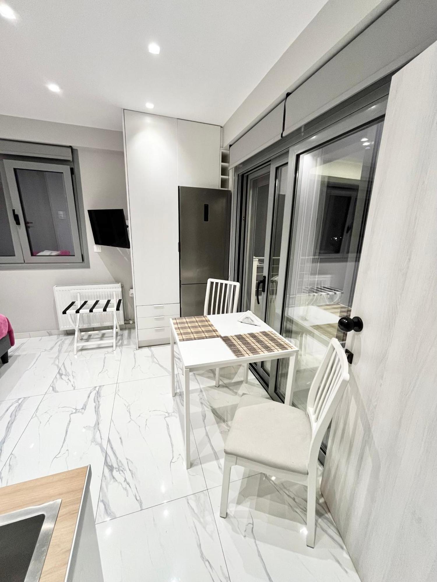 Blueline Apartment 2 ルートラキ エクステリア 写真